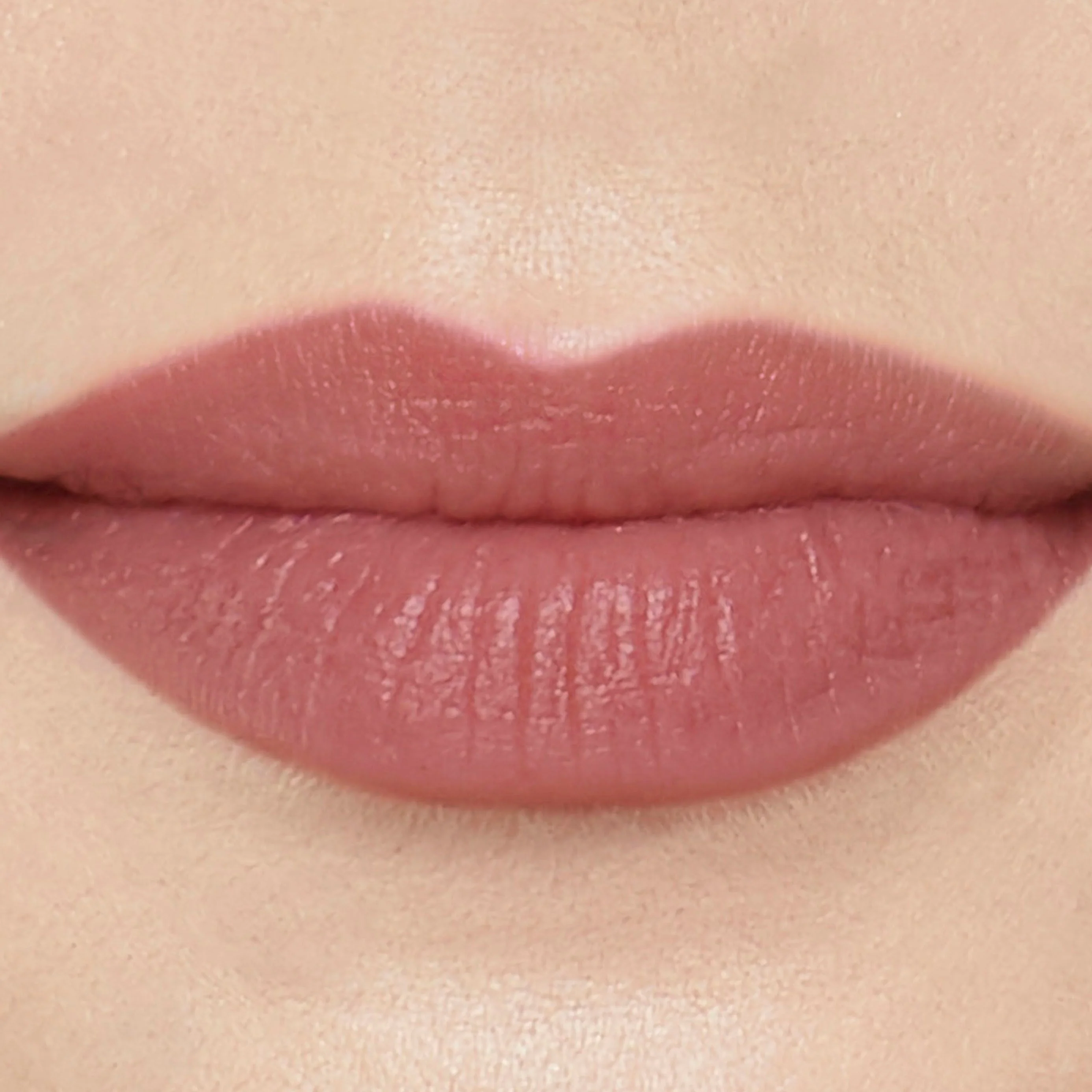 Triple Luxe™ Long Lasting Naturally Moist Lipstick - Image 27