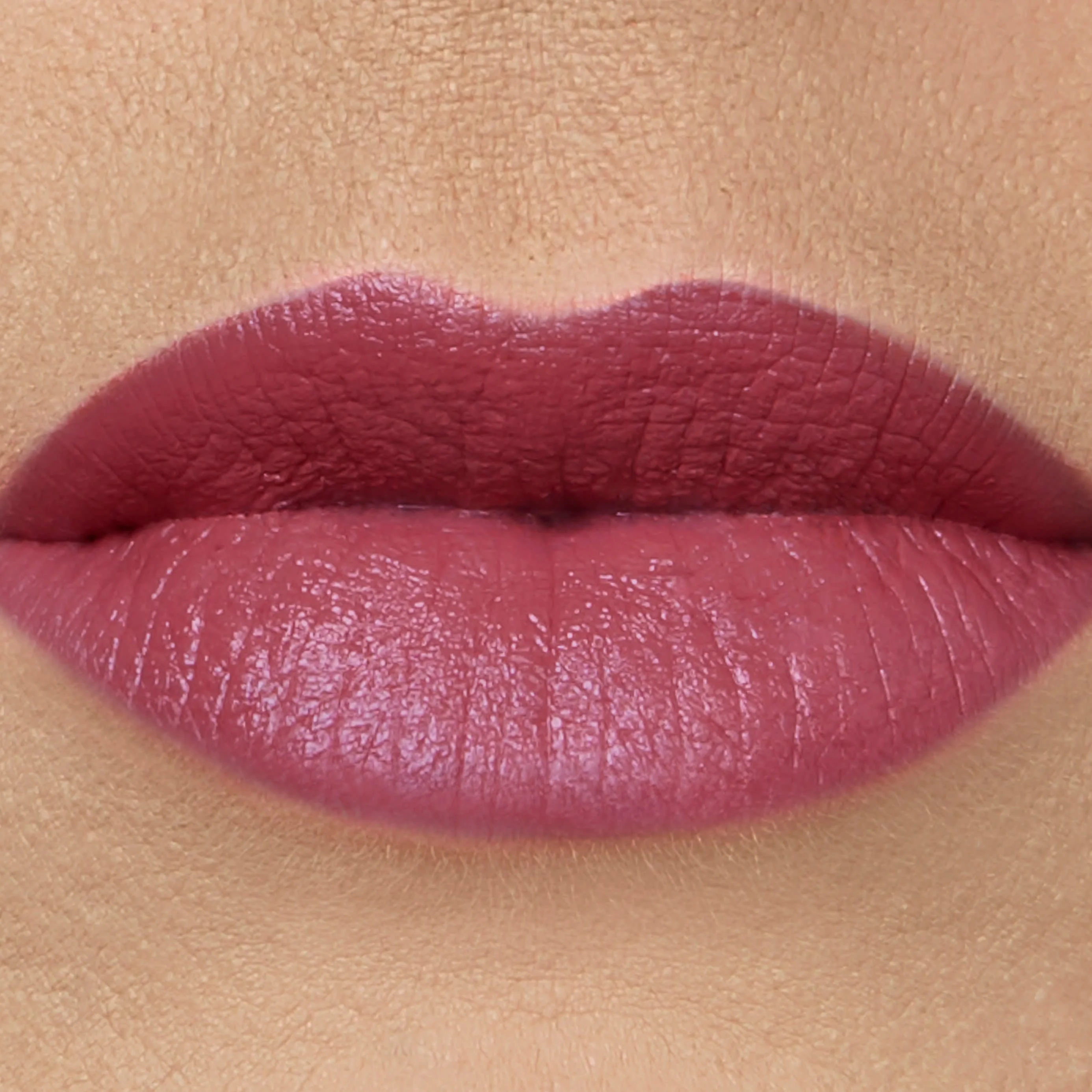 Triple Luxe™ Long Lasting Naturally Moist Lipstick - Image 55